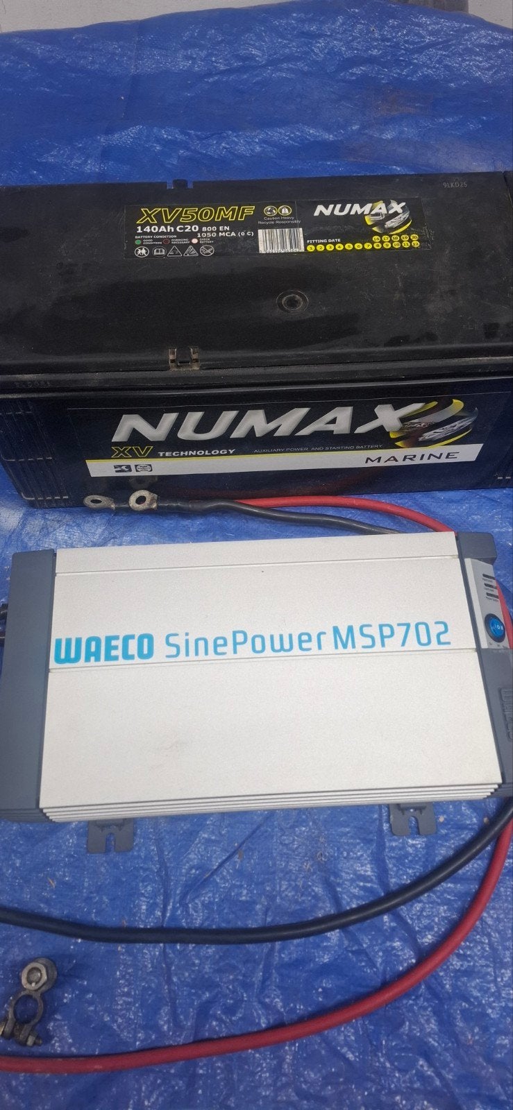 ****Waeco msp 702 sinusomvormer 12>230v****, Ophalen