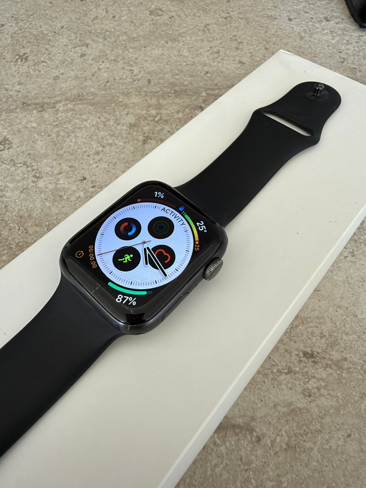 Apple Watch série 6 44 mm, Bijoux, Sacs & Beauté, Montres connectées, Étanche, Enlèvement ou Envoi, IOS, Utilisé