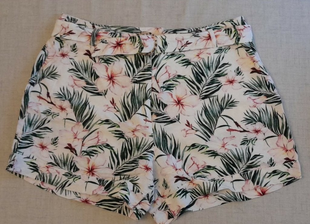 Short Lola & Liza, Kort, Maat 42/44 (L), Zo goed als nieuw, Verzenden