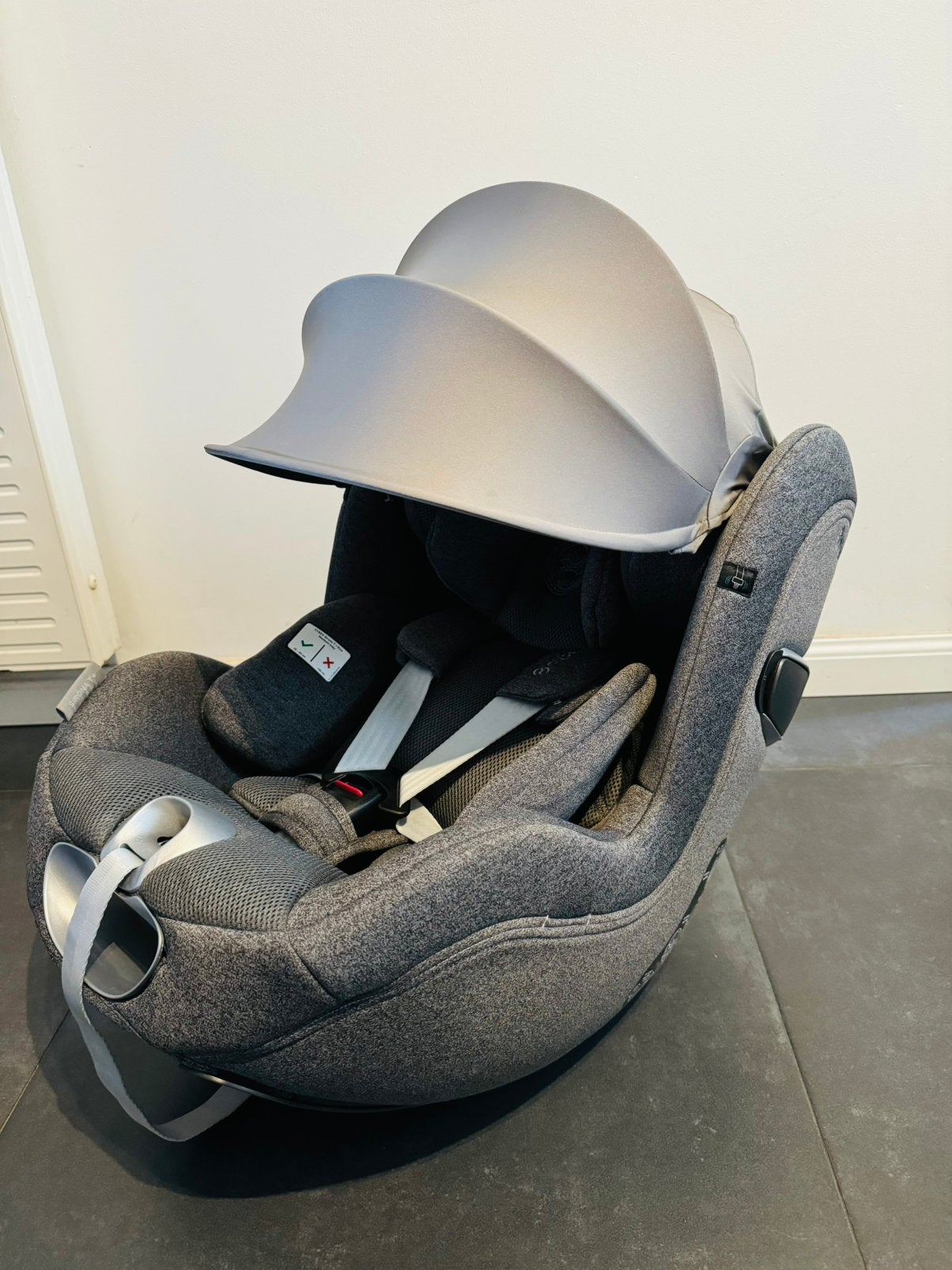 Sirona T, Enfants & Bébés, Enlèvement, Comme neuf, Isofix