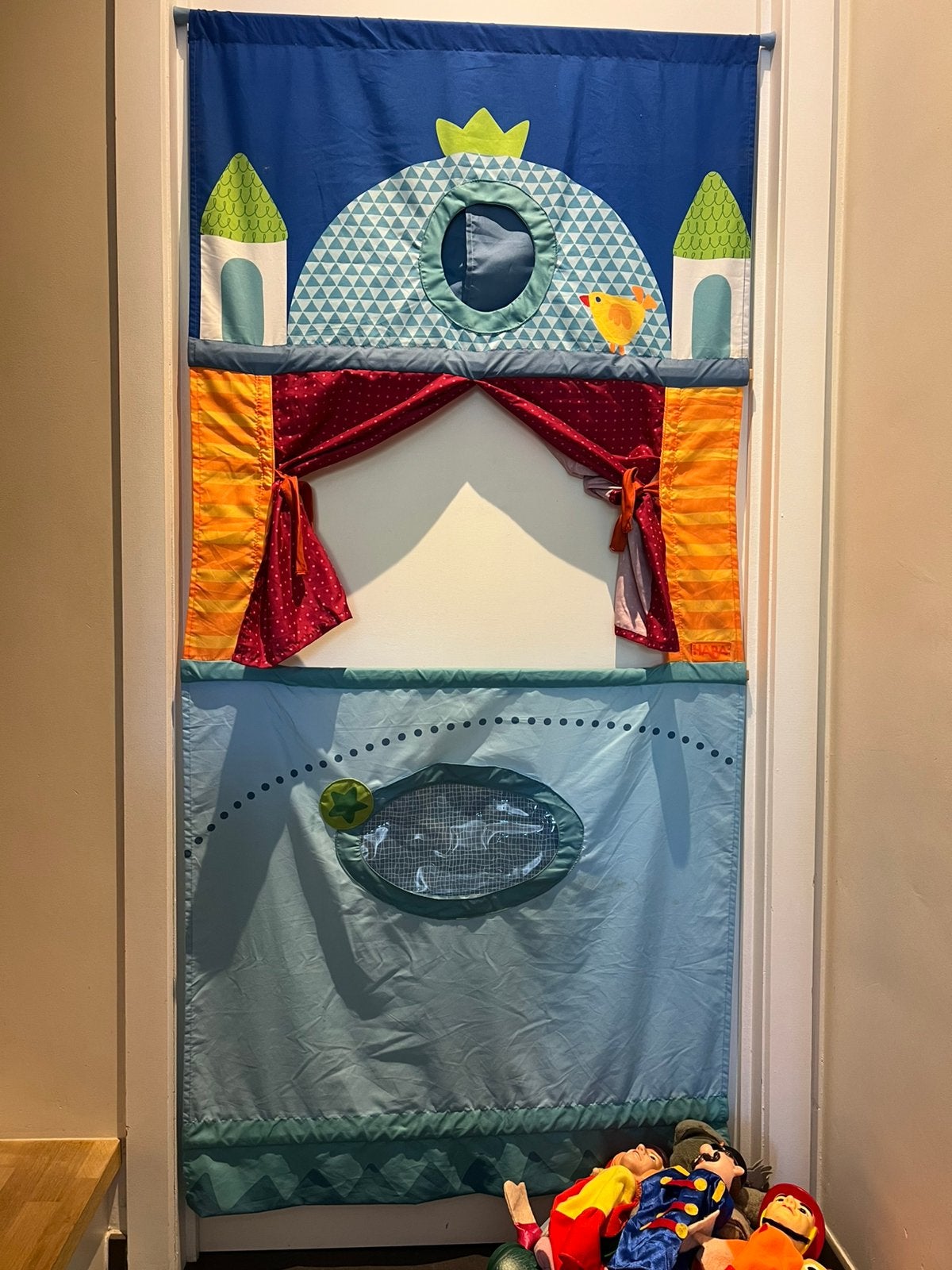 Poppenkastdoek met 25 leuke popjes, Kinderen en Baby's, Speelgoed | Speeltenten, Ophalen, Zo goed als nieuw