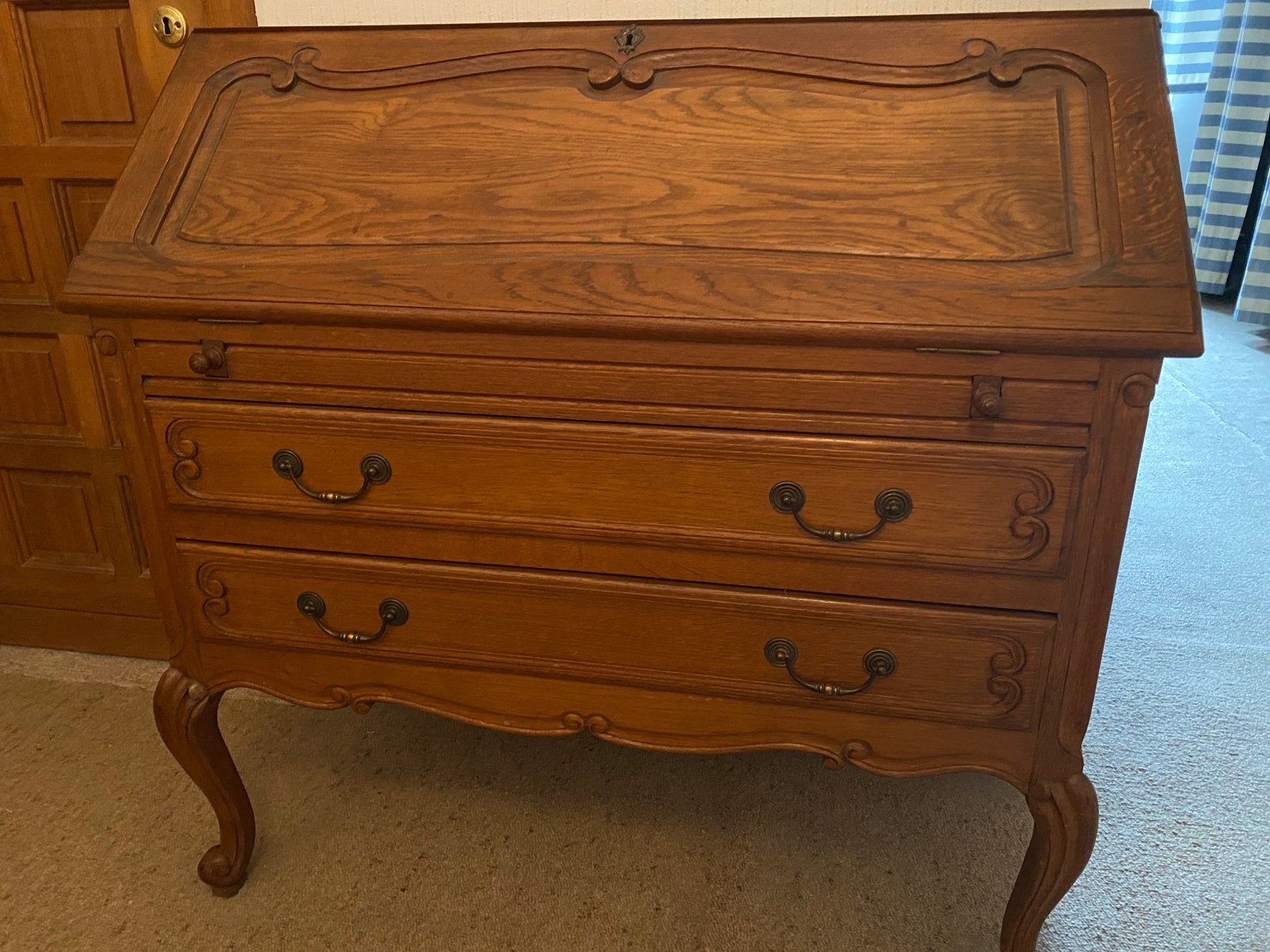 Oude secretaresse moet worden opgefrist, Ophalen, Gebruikt, Ancien