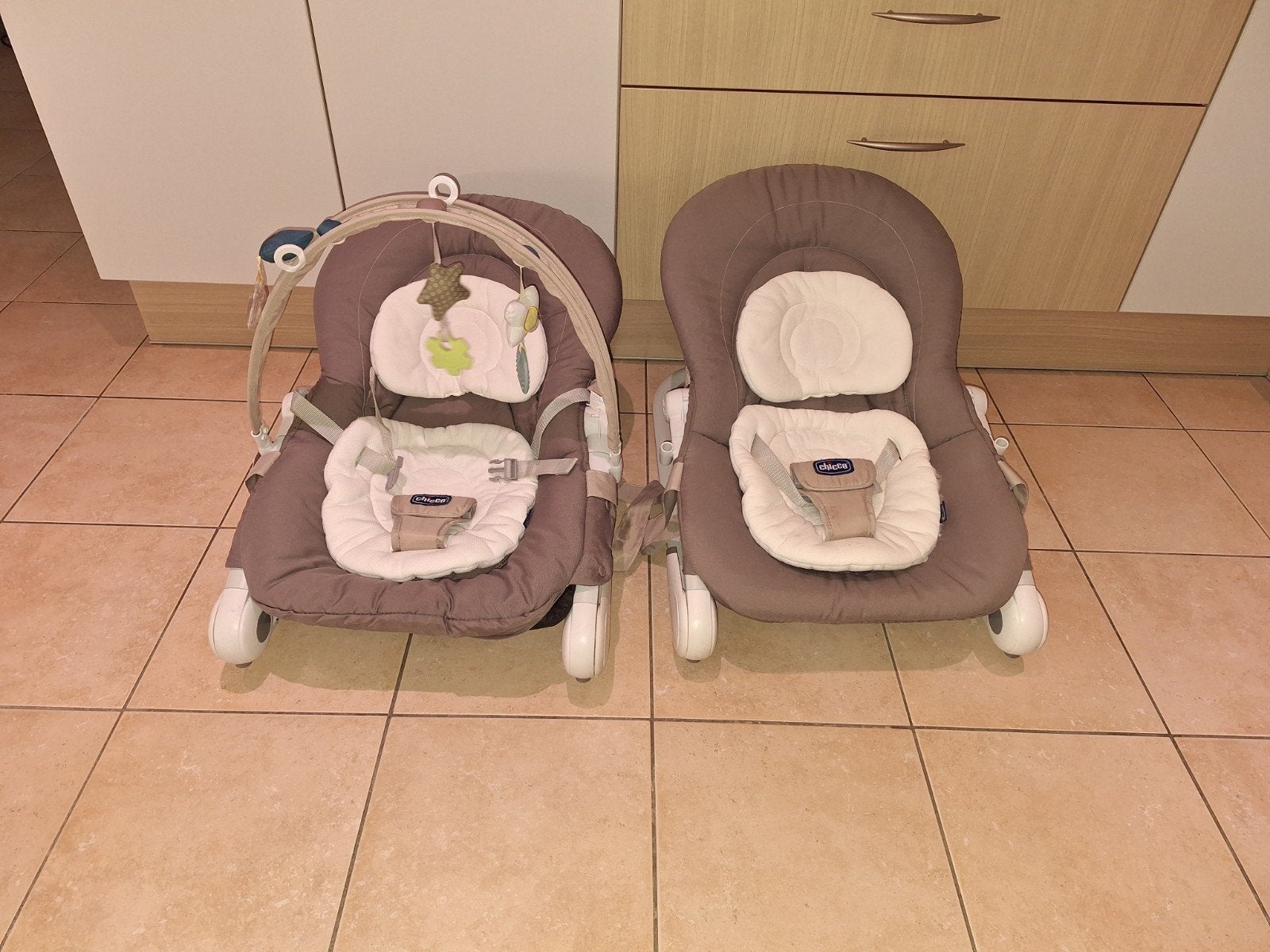 Chicco wipstoel, Enfants & Bébés, Relax bébé, Enlèvement, Chaise rebondissante, Chicco