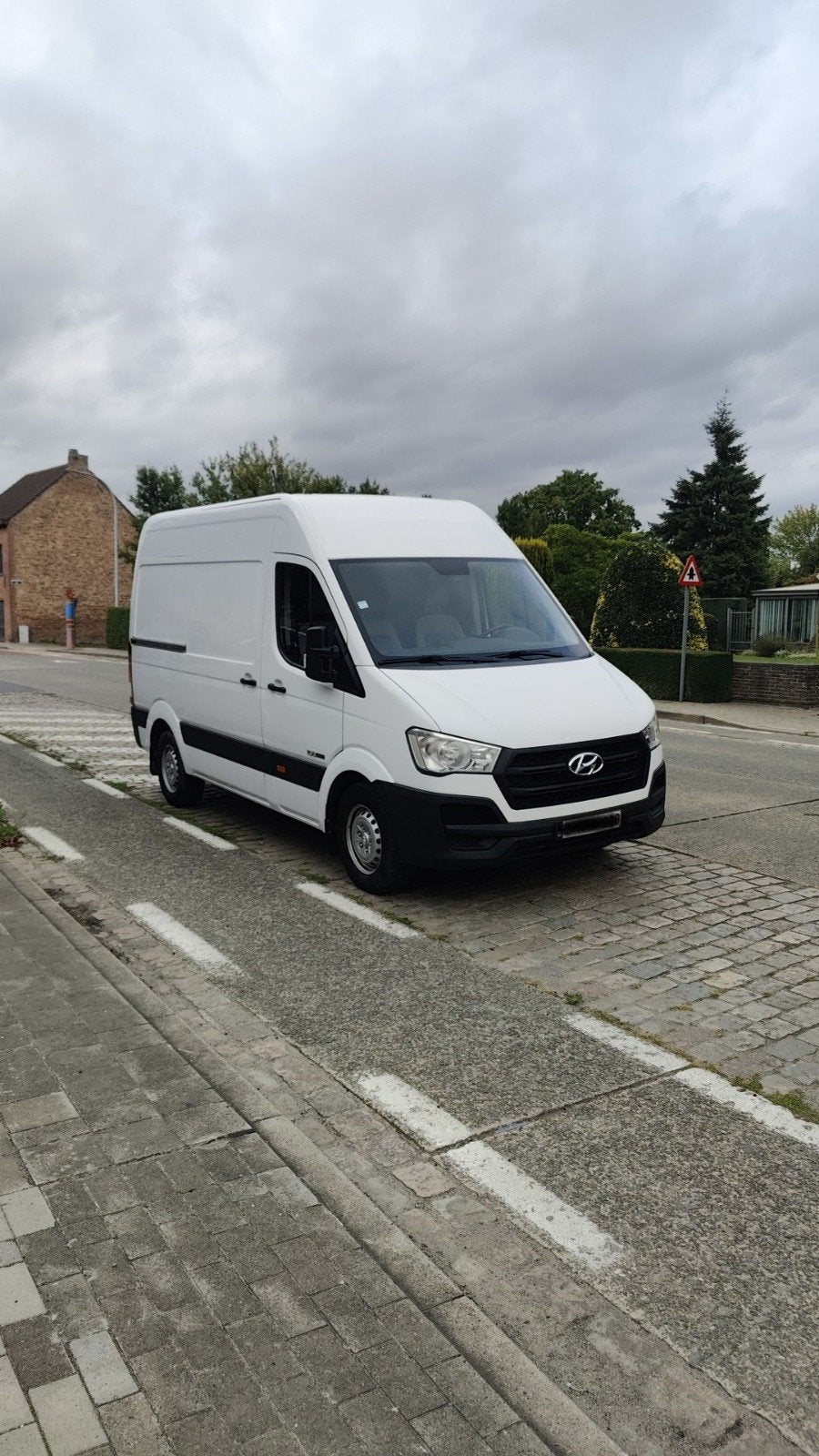 Hyundai H350, Auto's, 2500 cc, 4 deurs, Achterwielaandrijving, Wit