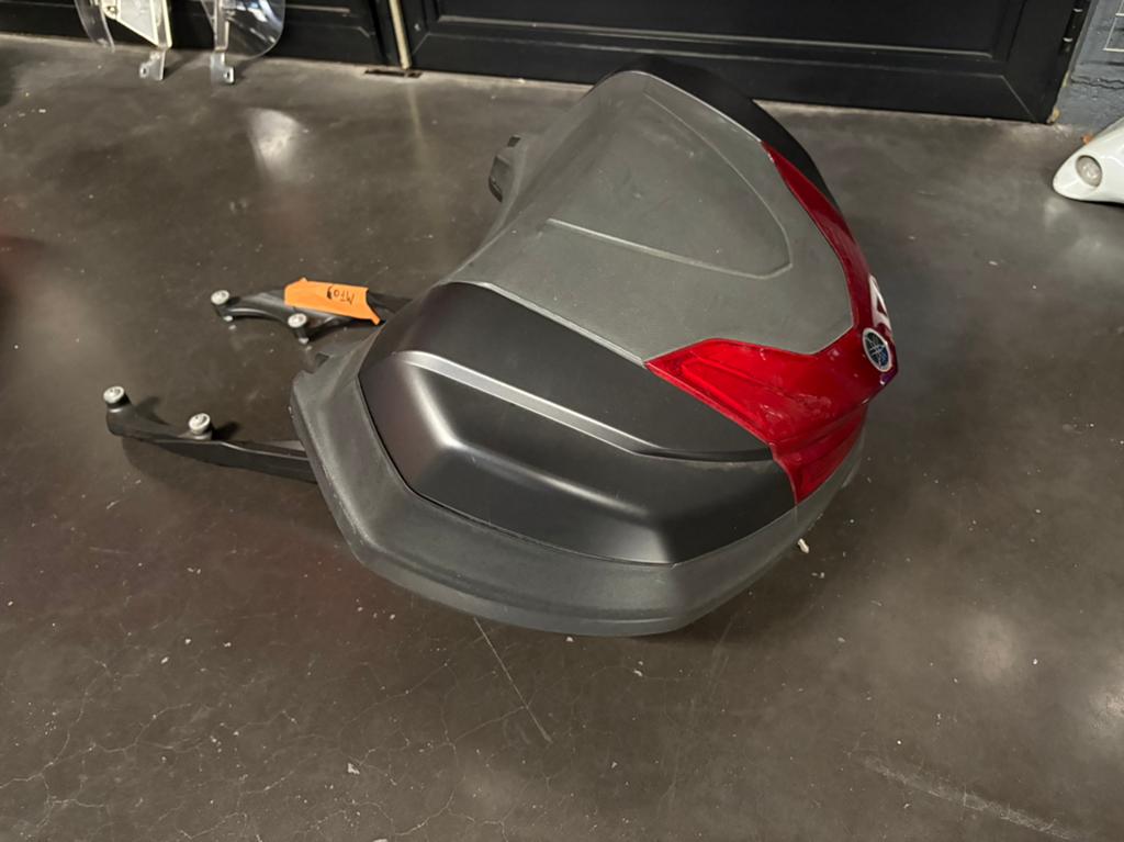 Topkoffer Yamaha MT09, Motoren, Ophalen, Gebruikt