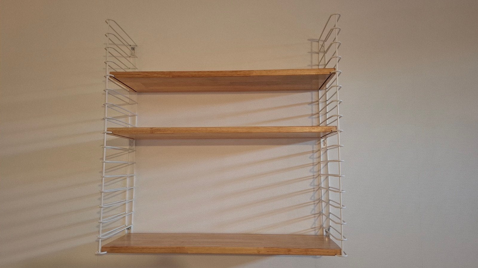 wandrek Tomado, zo goed als nieuw, Maison & Meubles, Accessoires pour la Maison | Étagères murales & Rayons de bibliothèque, Enlèvement
