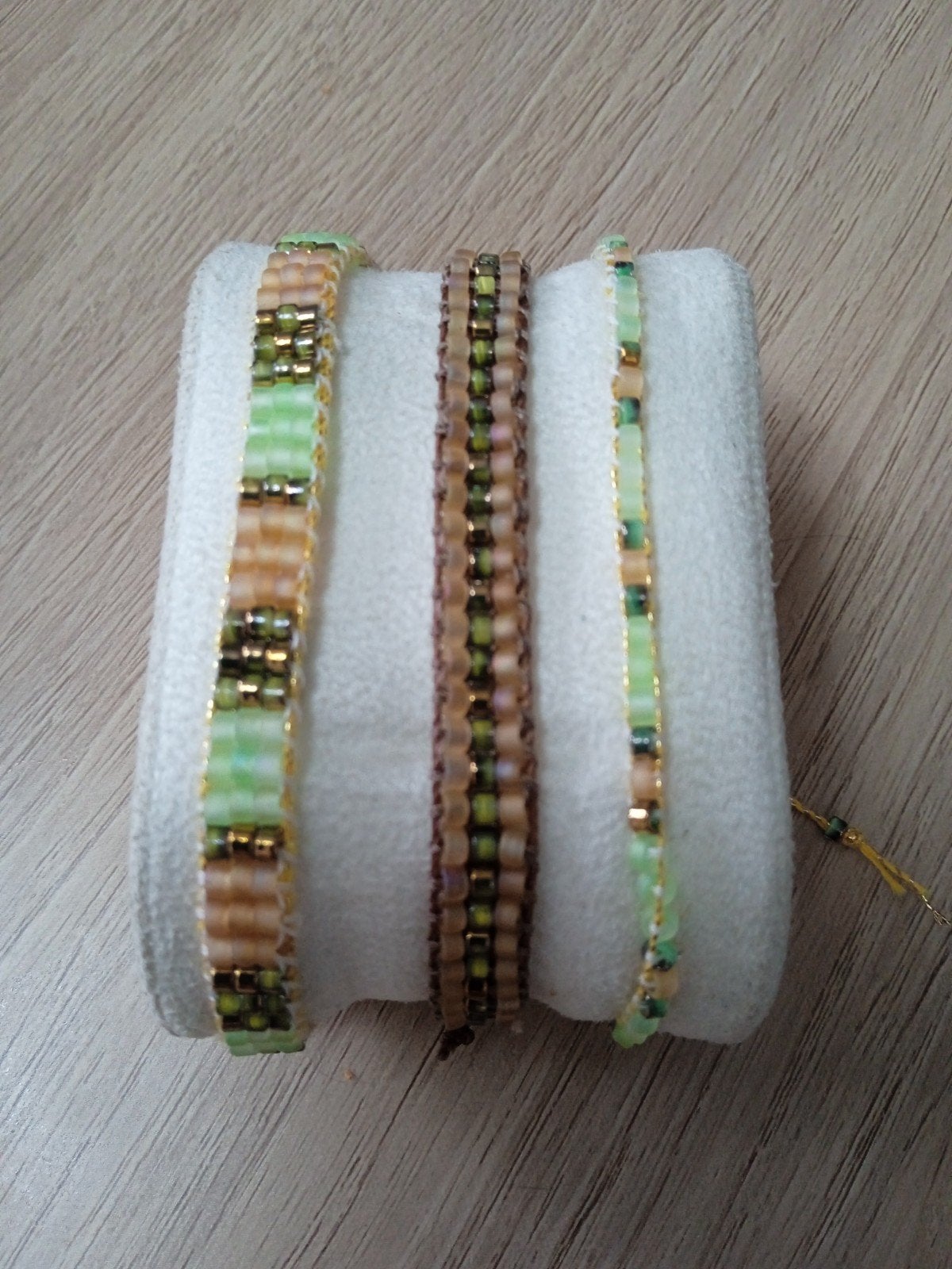 Fait main. Bracelet festival, Handtassen en Accessoires, Armbanden, Overige materialen, Nieuw, Ophalen of Verzenden, Met bedels of kralen