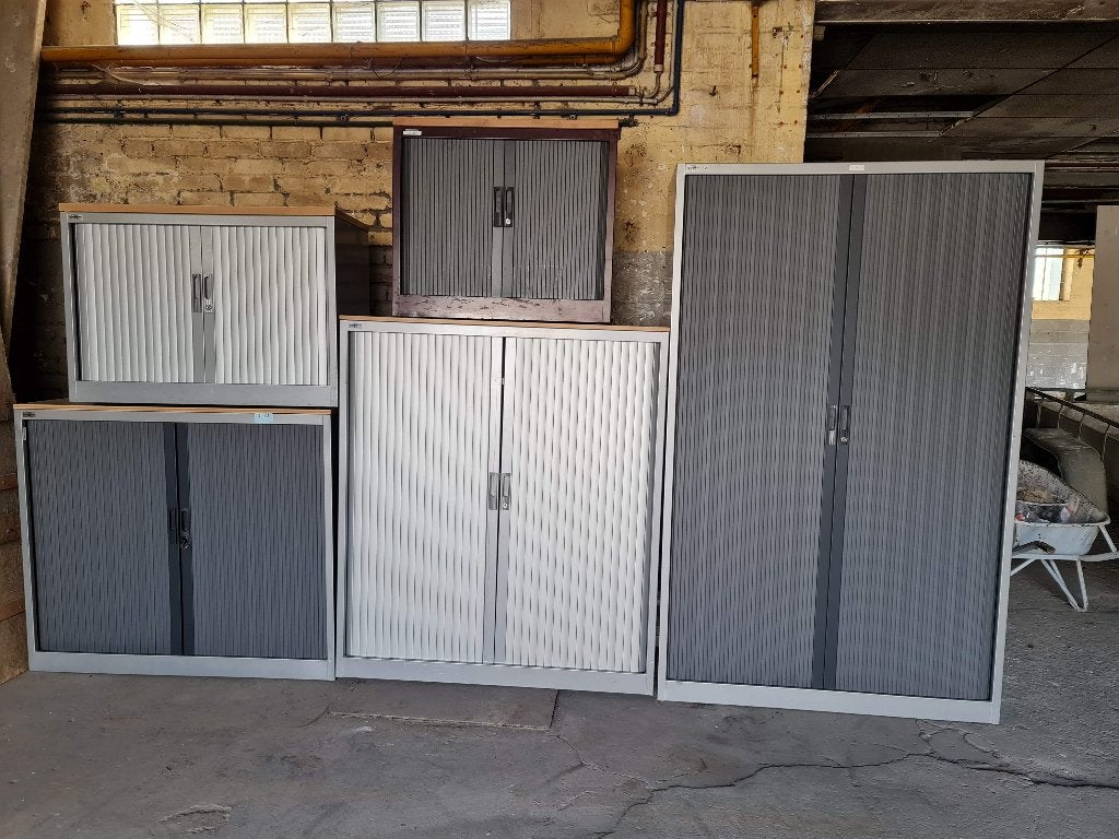 Armoire métallique étagère à volet bureau garage atelier, Enlèvement ou Envoi, Comme neuf, Étagère