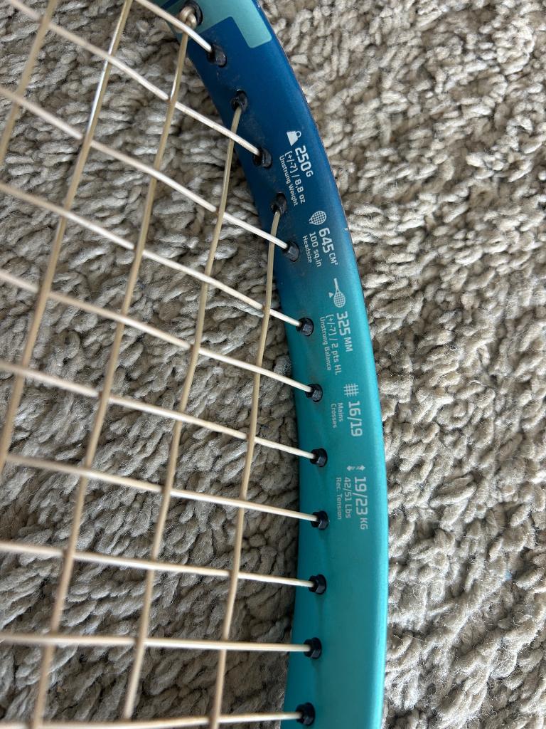 Tennis racket Babolat JR26 Pure Drive, Sport en Fitness, Tennis, Zo goed als nieuw, Racket, Babolat, Ophalen