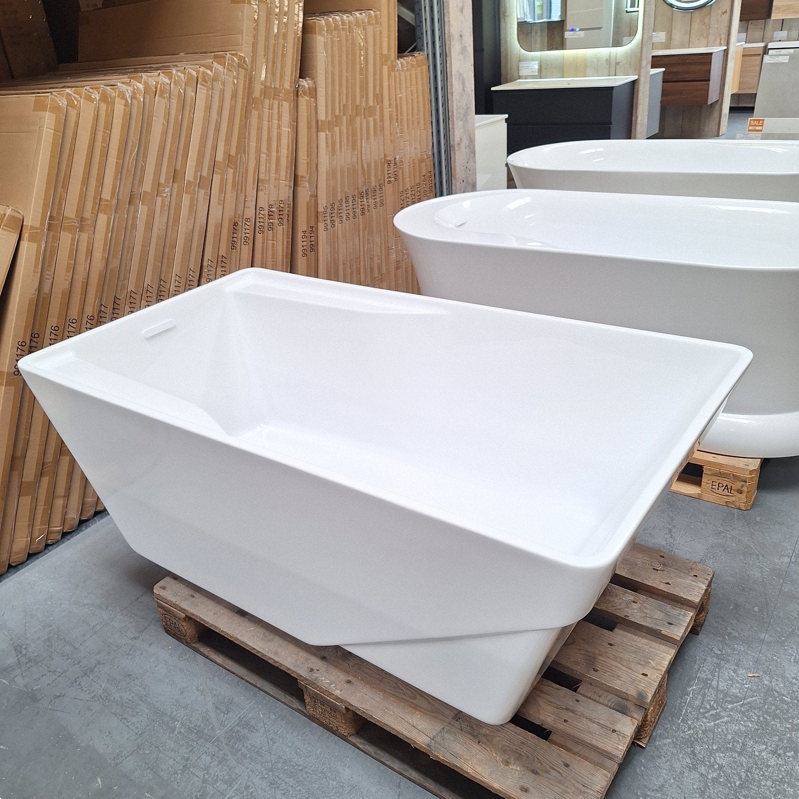 UNIEK DESIGN, Compact Ligbad + Stelpoten, Glans wit, Nr375, Ophalen of Verzenden, Nieuw, Wit, Kunststof