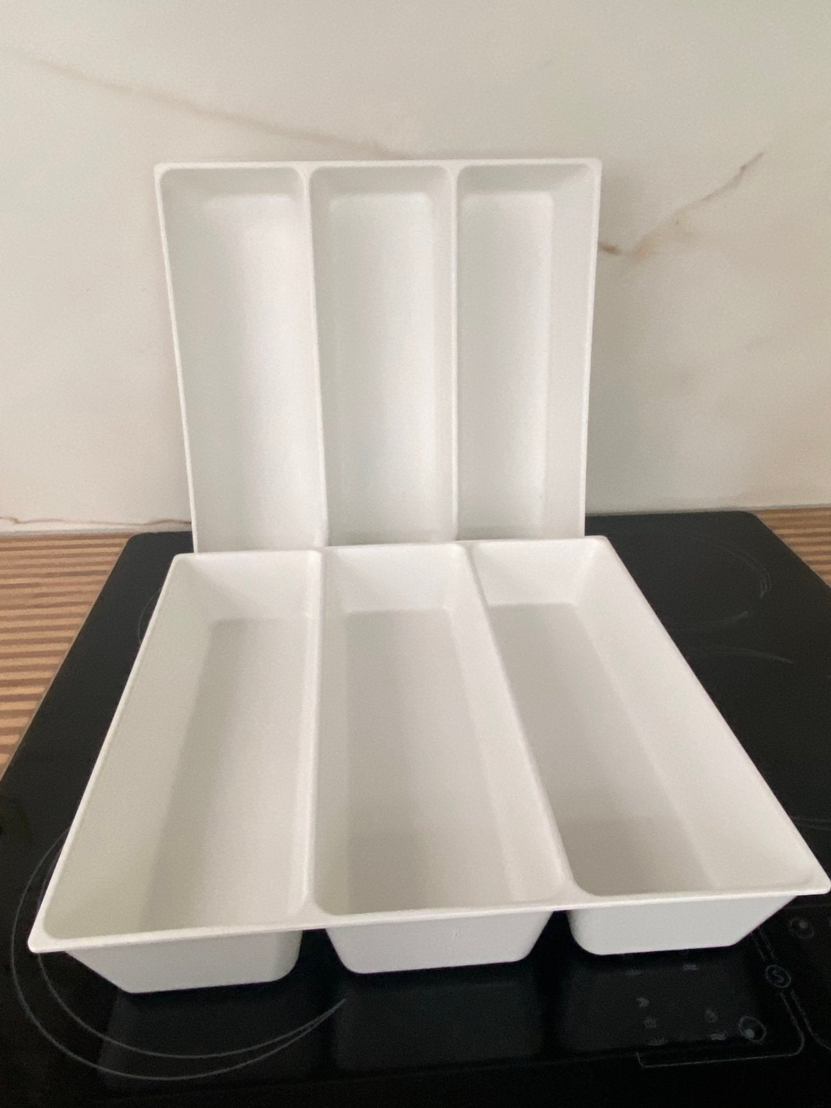 Lot de 2 range-couverts blancs (32x31 cm et hauteur 5 cm), Enlèvement, Comme neuf