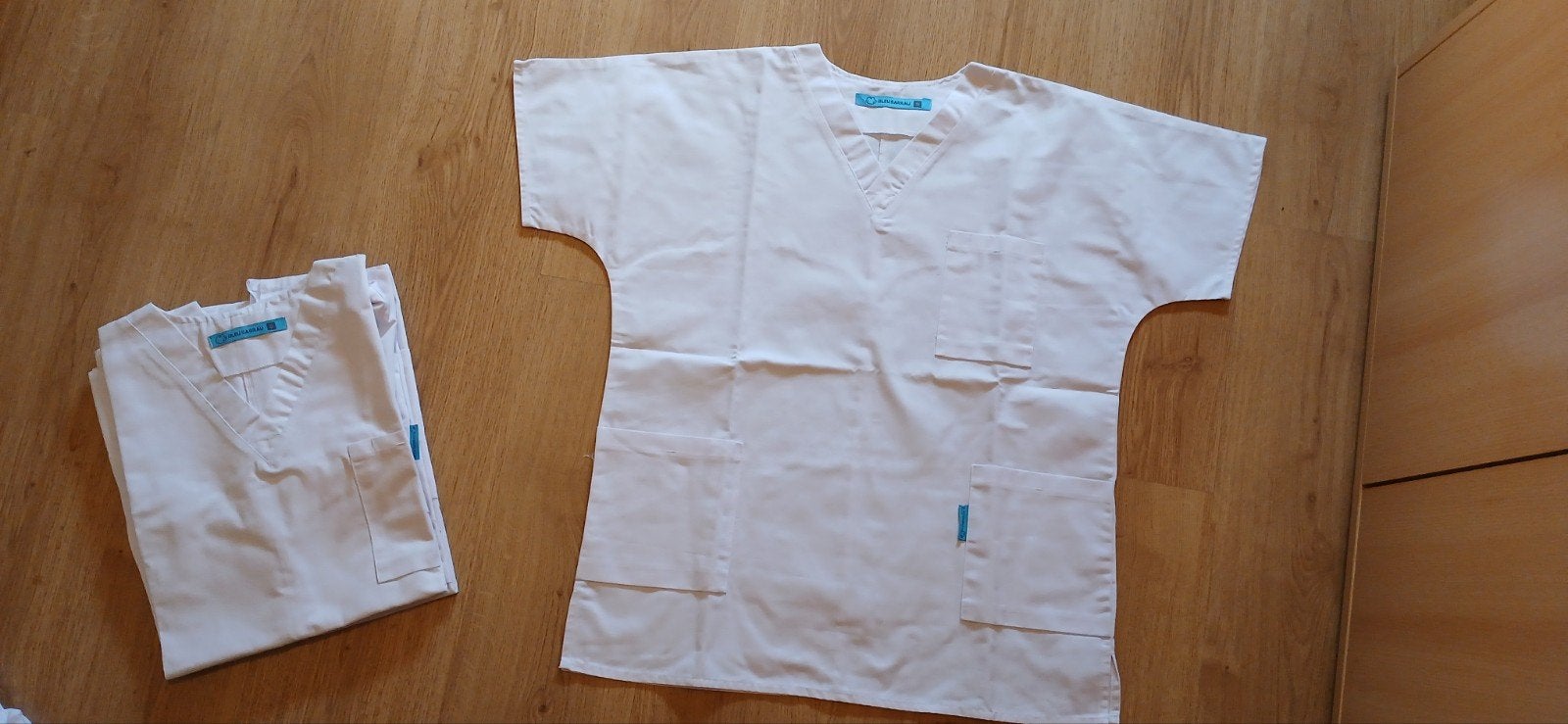 Uniforme infirmière lot 5 blouses, Enlèvement ou Envoi