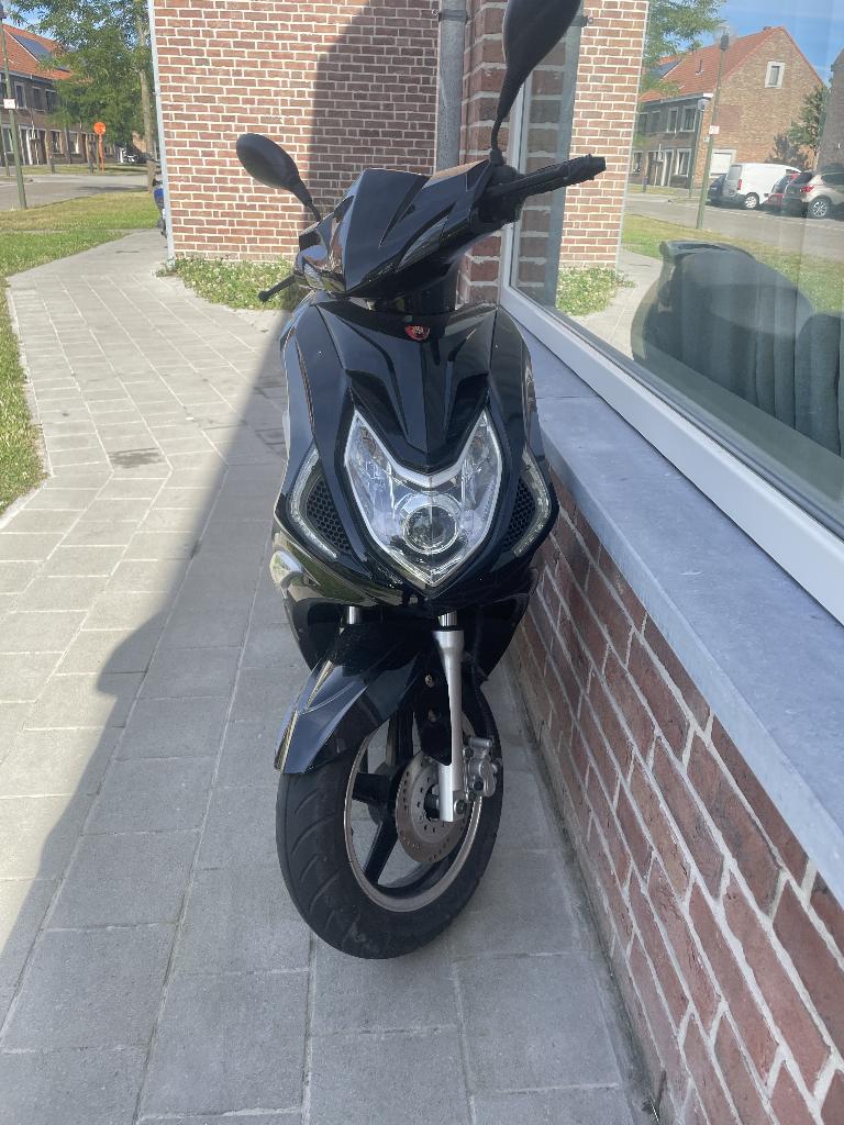 Alfa Falco 50cc, Comme neuf, Enlèvement, Classe A (25 km/h), Essence
