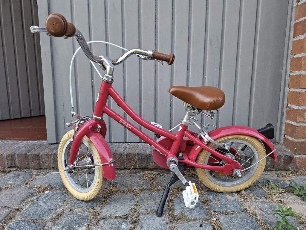 Kwalitatieve mooie kinderfiets, met zijwieltjes merk Bobbin, Fietsen en Brommers, Fietsen | Dames | Damesfietsen, Ophalen, Zo goed als nieuw