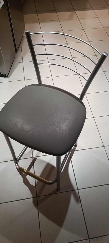 3 barstoelen te koop, Ophalen, Met voetsteun, 60 tot 90 cm, Zo goed als nieuw