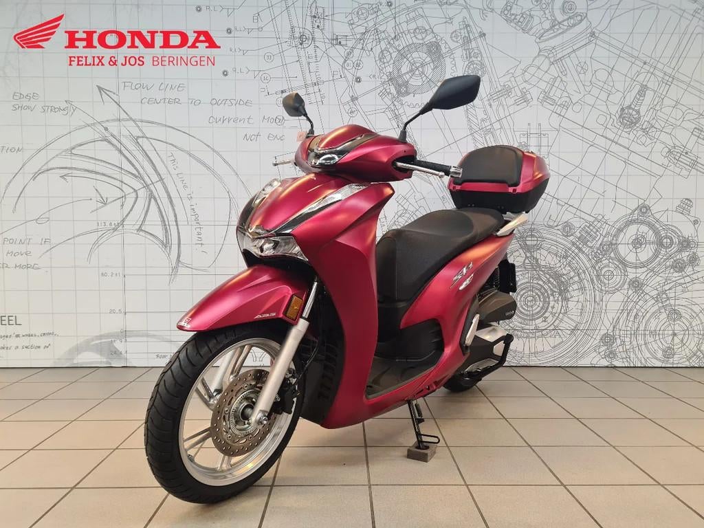 Honda SH350 (bj 2024), Motoren, Scooter, Bedrijf, 350 cc, 12 t/m 35 kW