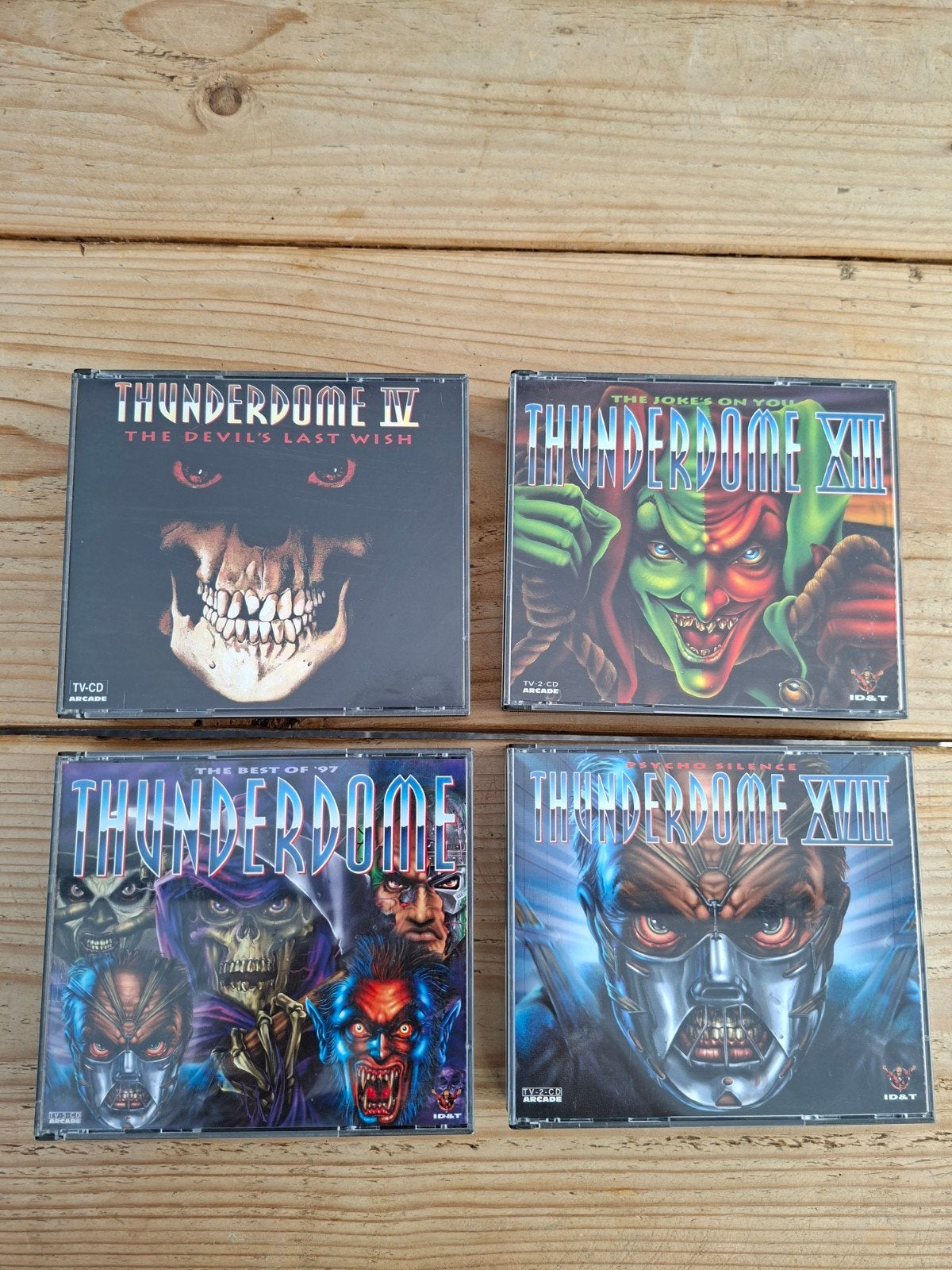 Thunderdome verzamel CD set, Cd's en Dvd's, Cd's | Dance en House, Ophalen of Verzenden