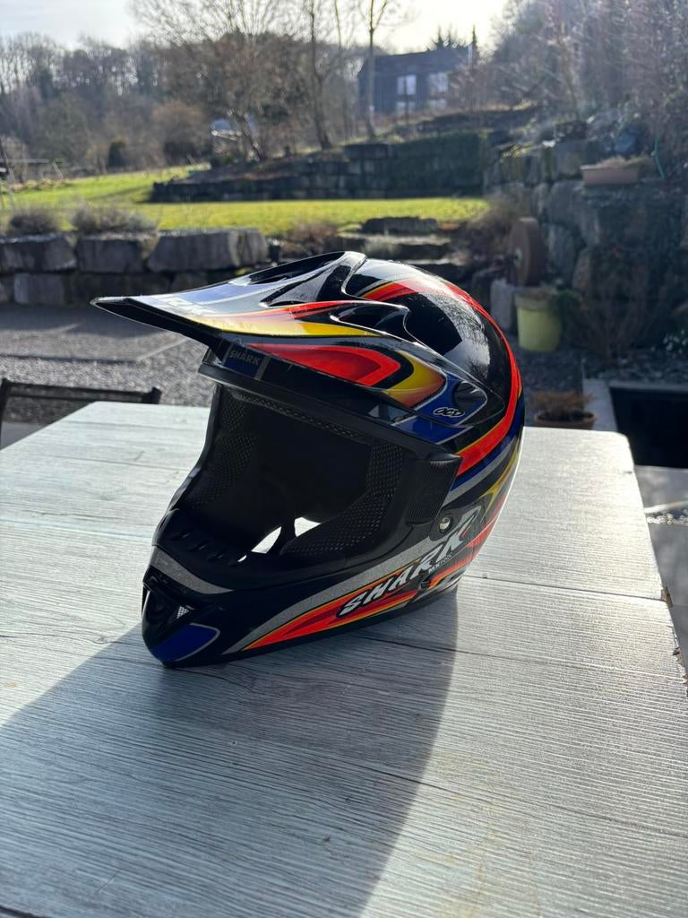 Casque shark Taille xs Édition limité État abîmé, XS, Seconde main, Enlèvement ou Envoi, Hommes