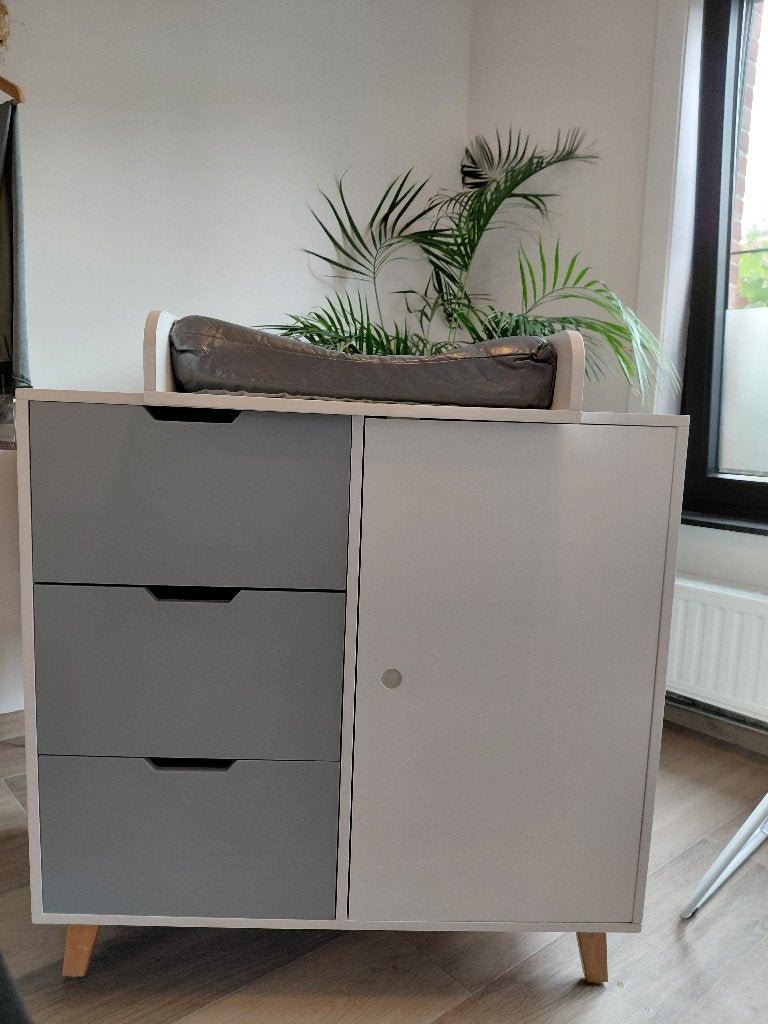 Verzorgingstafel/commode, Kinderen en Baby's, Kinderkamer | Commodes en Kasten, Ophalen, Gebruikt, 50 tot 70 cm, 75 tot 100 cm