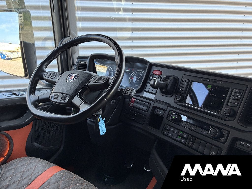 Scania R530 V8 6x2 LL Phoenix SHOWTRUCK // BUFFL opbouw - Li, Auto's, Vrachtwagens, Automaat, Scania, Wit, Leder