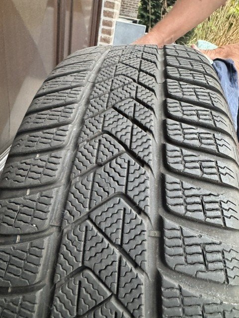 Originele BMW X3 G01/X4 G02 19”wintervelgen + Pirelli banden, Auto-onderdelen, Banden en Velgen, Winterbanden, Terreinwagen, Ophalen
