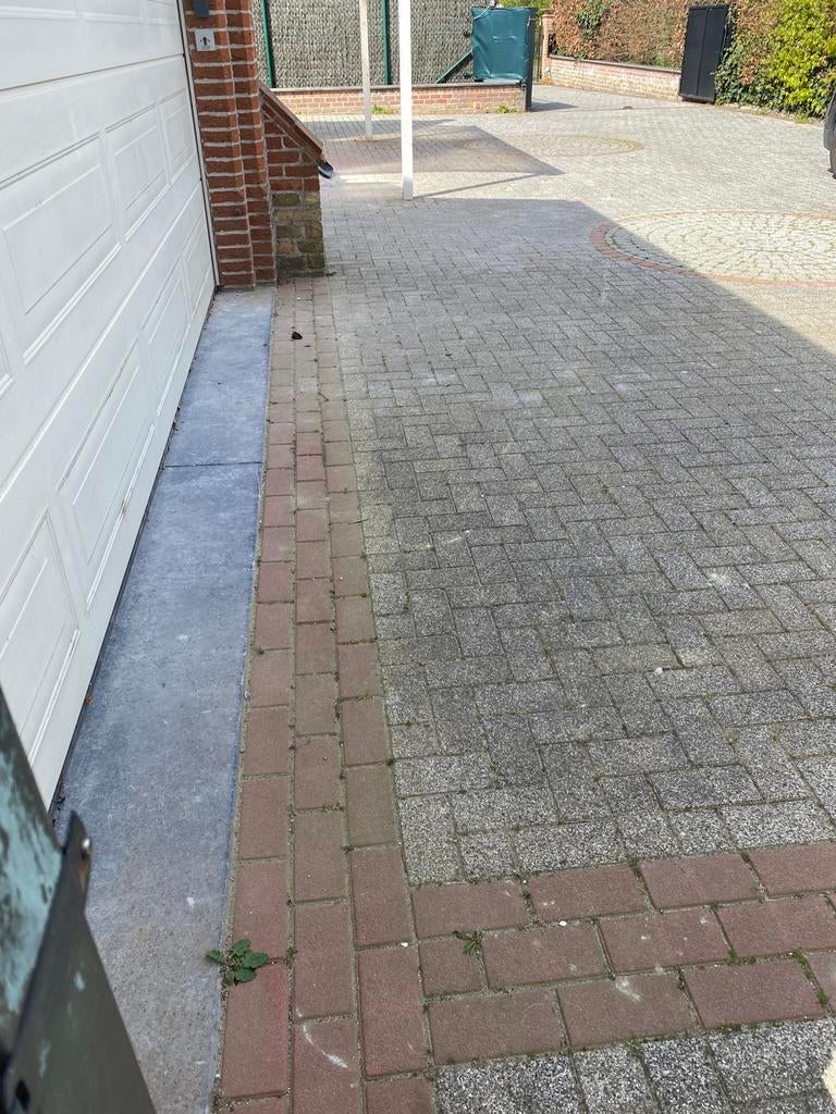 Gratis klinkers (heel de oprit moet weg), Ophalen, Gebruikt, Klinkers