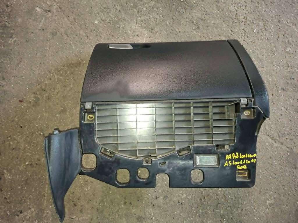 A vendre boite à gants Audi A4 B8 - A5 de 2008 à 2014, Enlèvement, Utilisé, Audi
