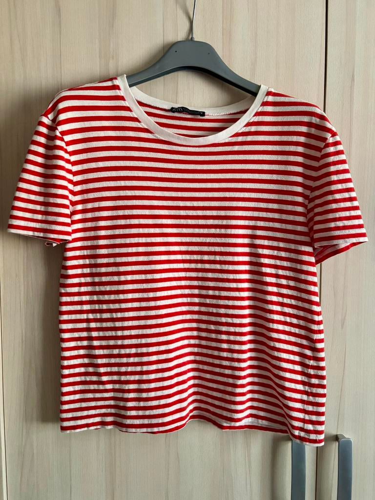 T-shirt Zara maat S - €3, Kleding | Dames, T-shirts, Ophalen of Verzenden, Zo goed als nieuw, Korte mouw, Maat 36 (S)