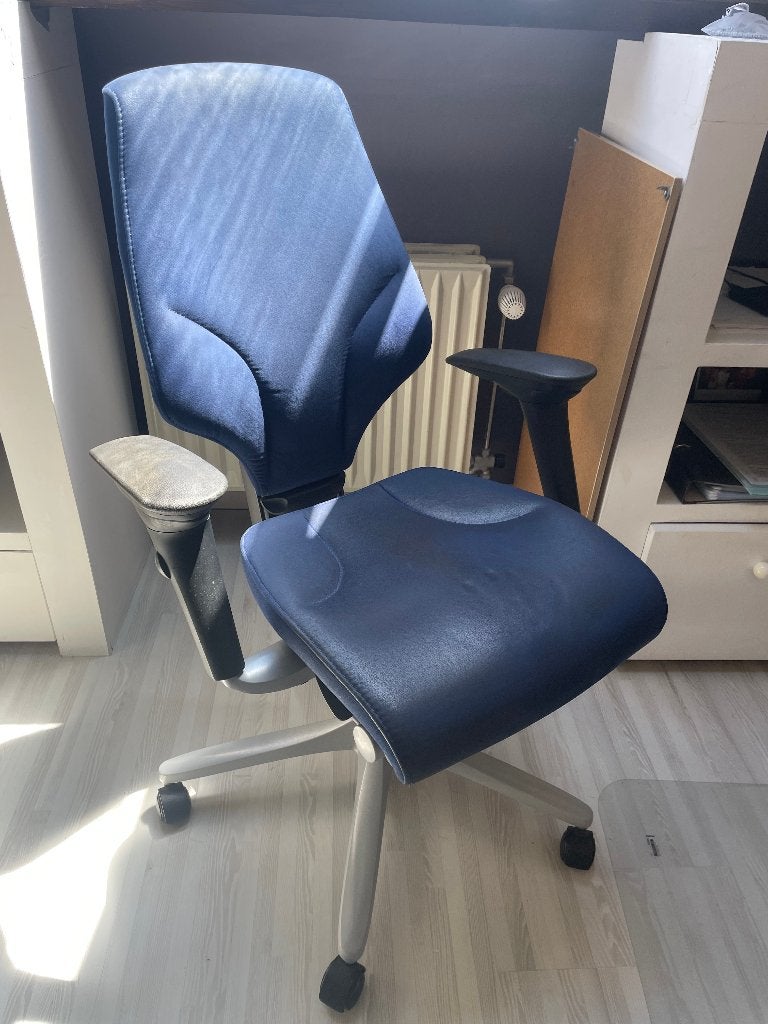 Chaise de bureau Giroflex 64, Maison & Meubles, Chaises de bureau, Utilisé, Chaise de bureau, Bleu, Ergonomique, Enlèvement