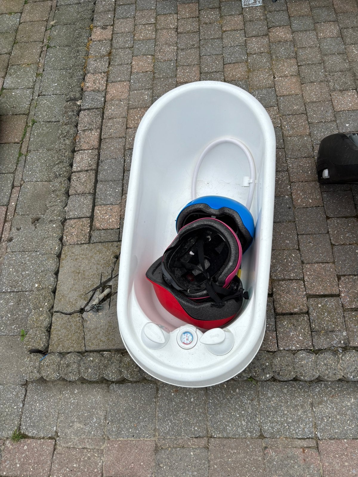 Babybad , fietshelmen en flesjes, bordjes etc, Kinderen en Baby's, Badjes en Verzorging, Ophalen, Gebruikt