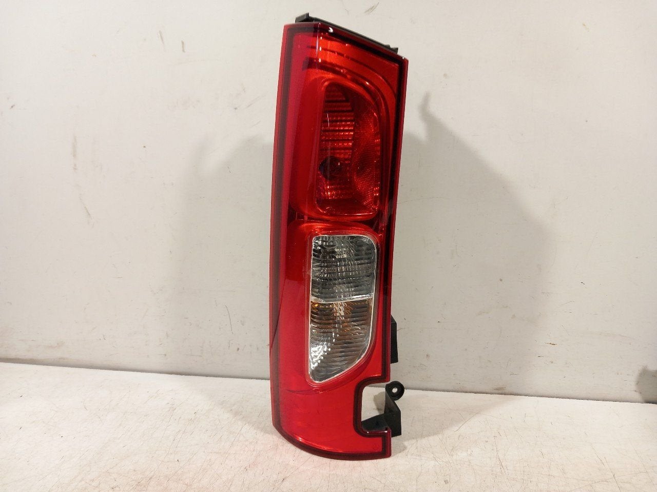 Achterlicht links buiten Mercedes-Benz Citan, Auto-onderdelen, Onderdelen@venauto.nl, Van der Ven Autorecycling B.V., Gebruikt