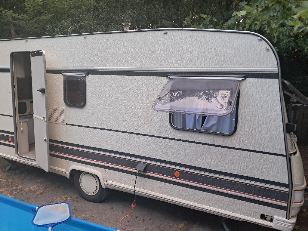 Caravan, Caravans en Kamperen, Caravans, Particulier, tot en met 4, 750 - 1000 kg, Stapelbed, Vast bed, Douche, Gascomfoor, Kachel