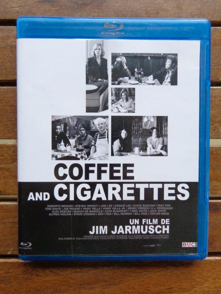 )))  Bluray Coffee and Cigarettes // Jim Jarmusch  (((, CD & DVD, Blu-ray, Comme neuf, Aventure, Enlèvement ou Envoi