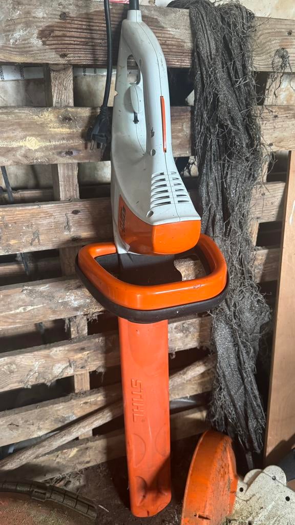 Taille-haie électrique Stihl HSE 42, Ophalen, Zo goed als nieuw, Elektrisch