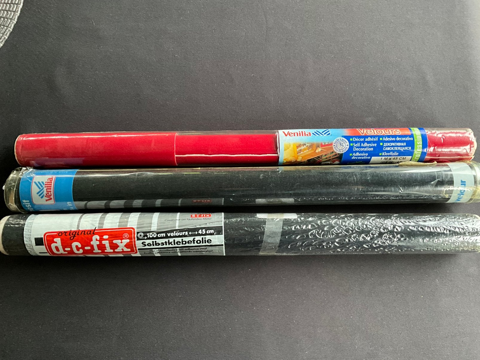 2 rollen velours  kleeffolie + restant, Hobby en Vrije tijd, Kantklossen, Ophalen, Nieuw