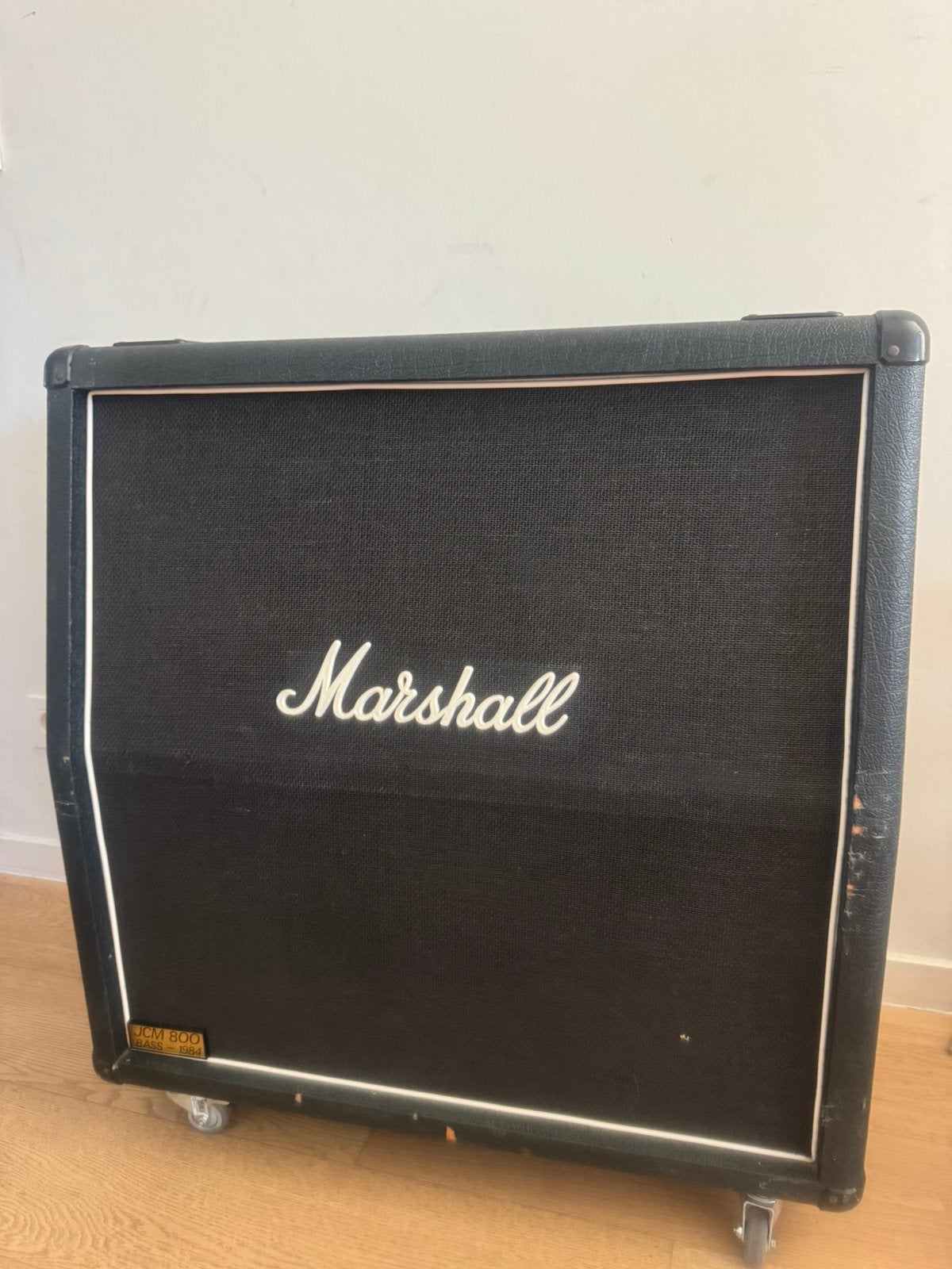 Marshall jcm800 1984 bass met celestion k100, Muziek en Instrumenten, Versterkers | Bas en Gitaar, Ophalen, Zo goed als nieuw