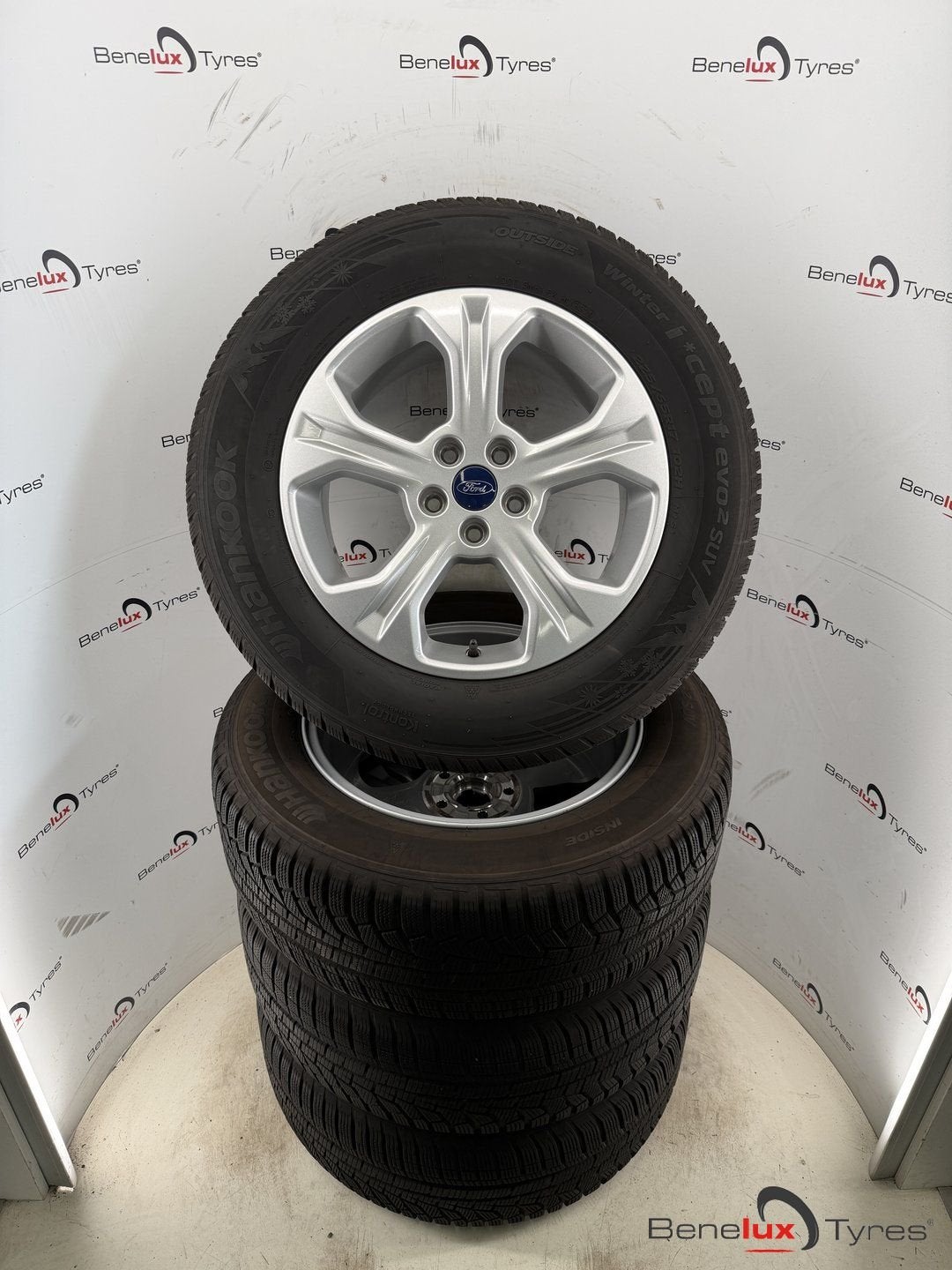 snow Ford Kuga Bronco Sport Escape Focus Mondeo C-max S-max, Gebruikt, -, -, Banden en Velgen
