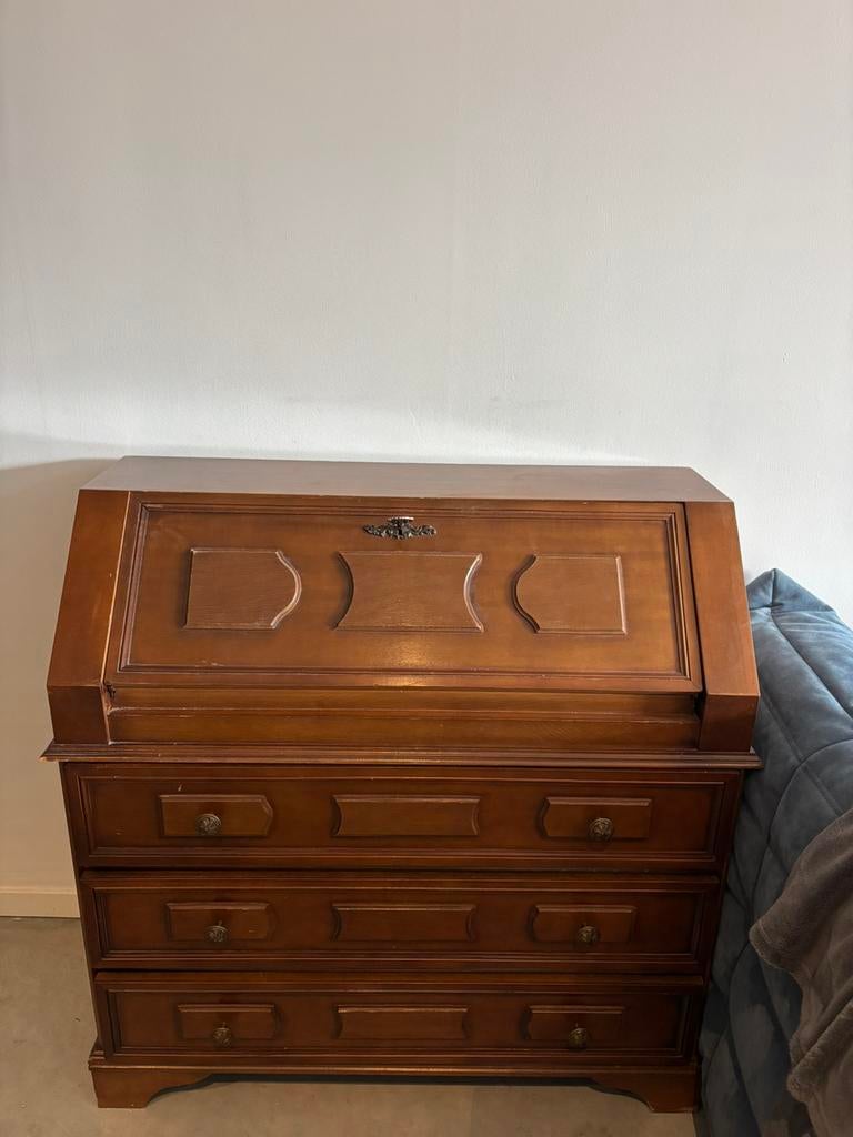 Secretaire, Enlèvement, Utilisé
