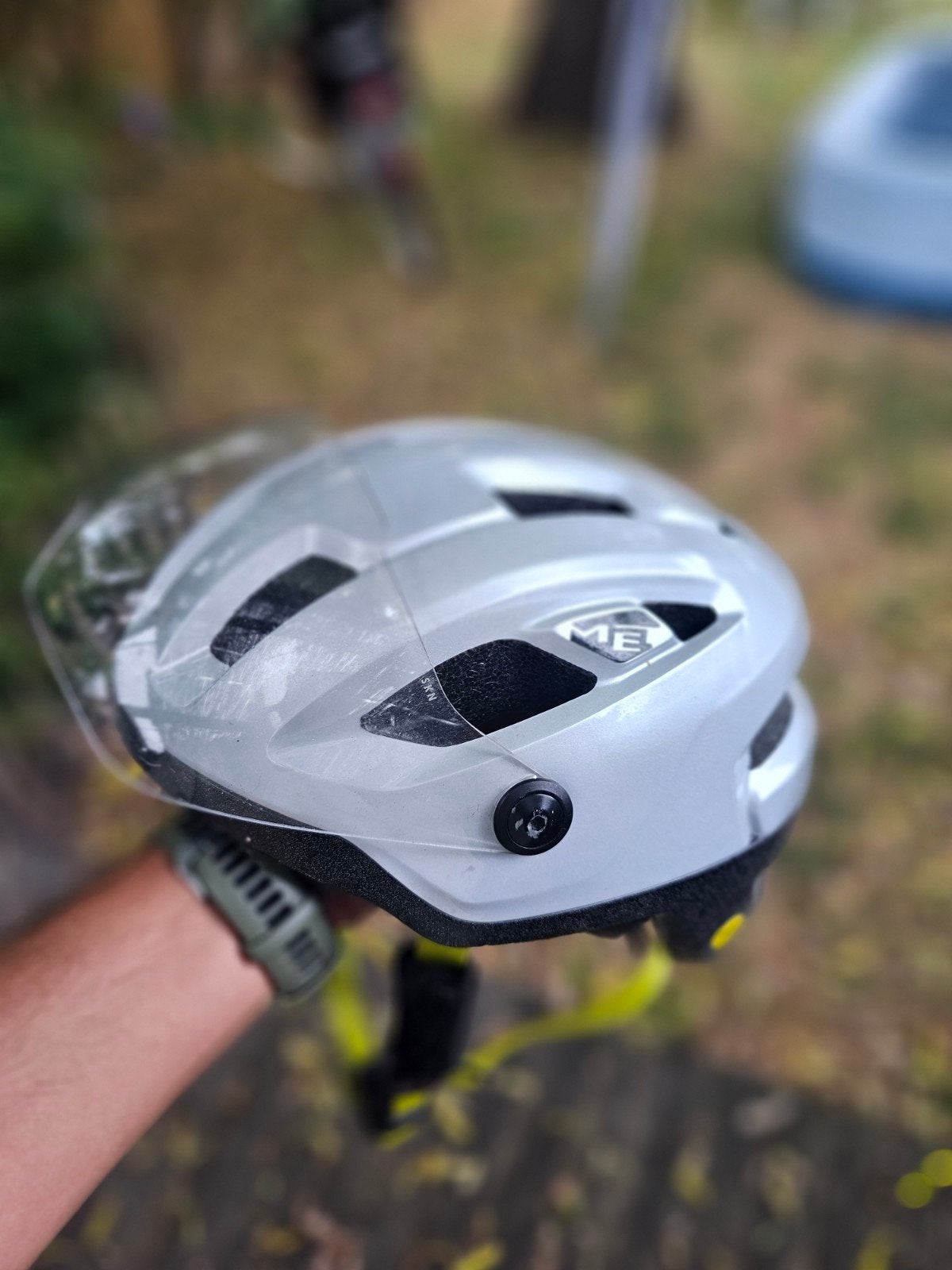 Met Intercity speed pedelec helm met vizier., Ophalen