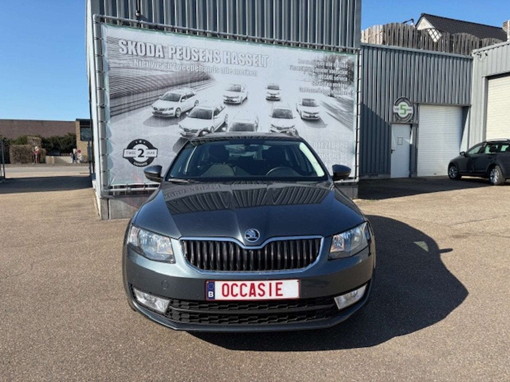 Skoda Octavia 1.6 TDi Style €88x36 (bj 2017), Auto's, https://public.car-pass.be/vhr/8dd3a44b-ca98-458b-9776-436b7d7a7bf0, Stof