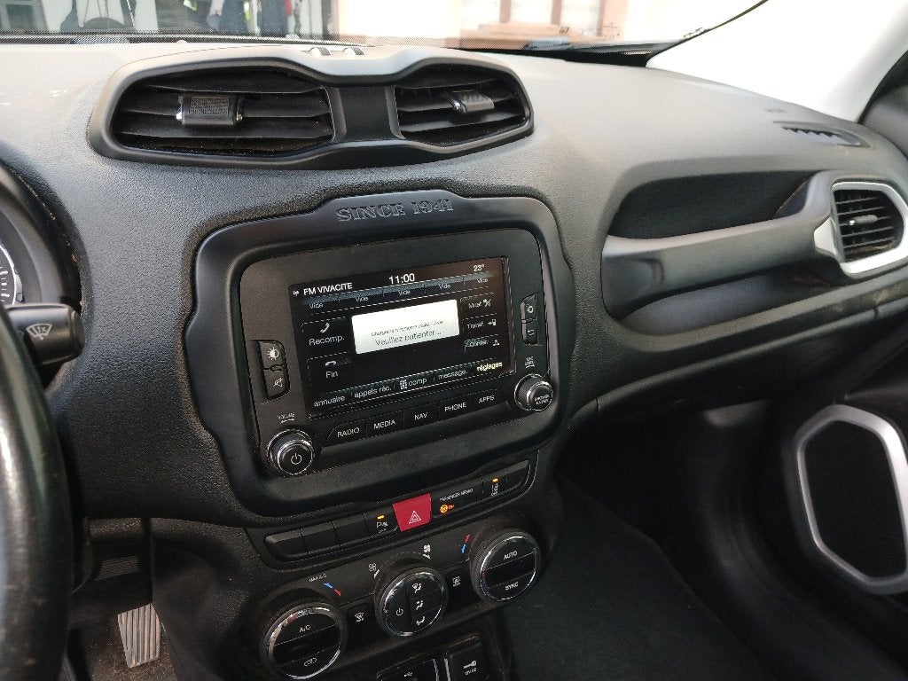 Jeep renegade, Autos, Cuir, Boîte manuelle, Entretenue par le concessionnaire, Noir