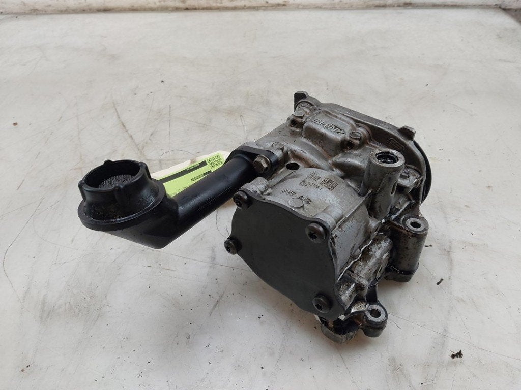OLIEPOMP Volkswagen Passat Variant (3G5) (|04L145208T|), Dhr. J. Ham, Gebruikt, Volkswagen, Administratie@autoham.nl