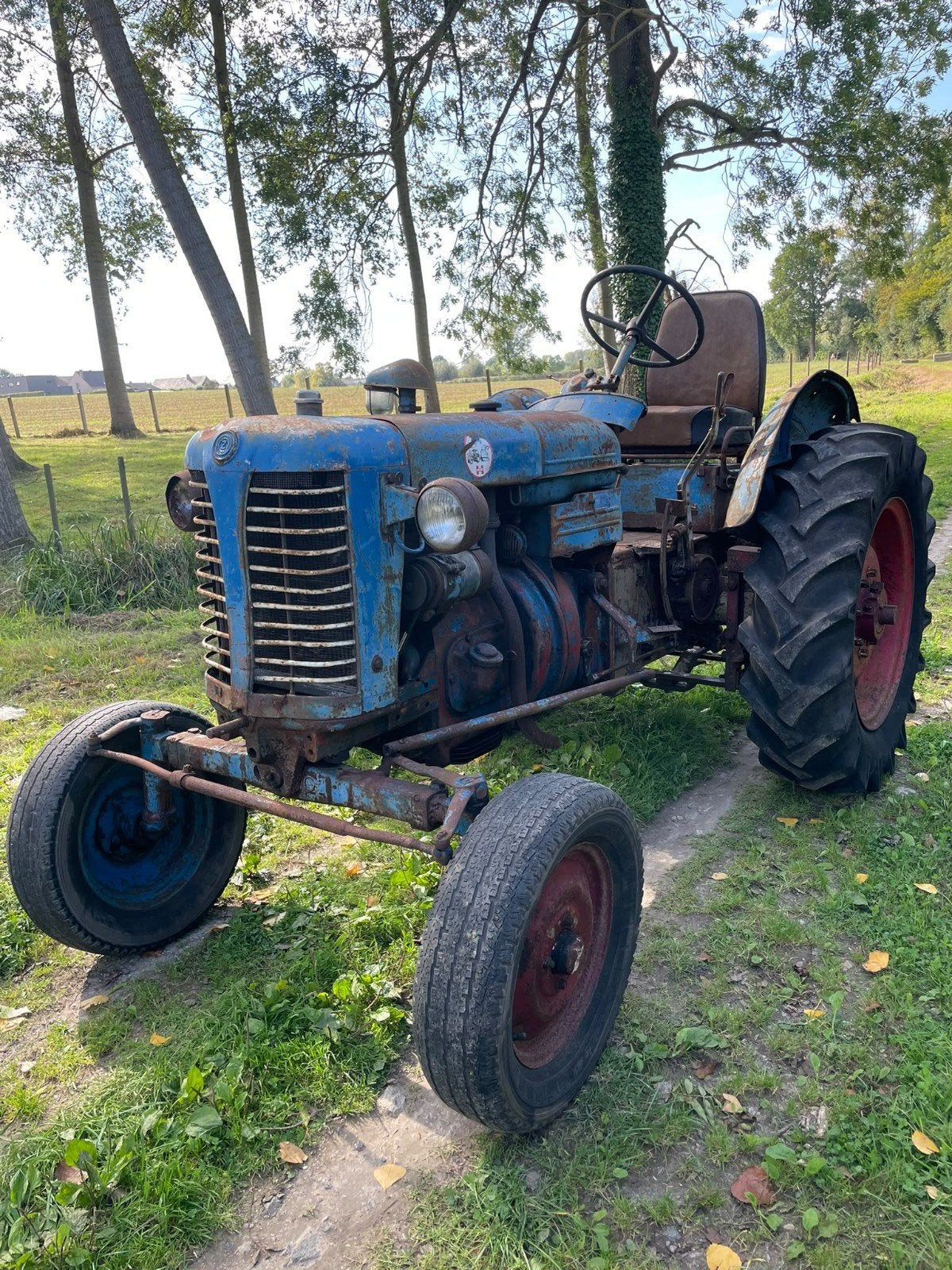 zetor 25a, Zakelijke goederen, Ophalen