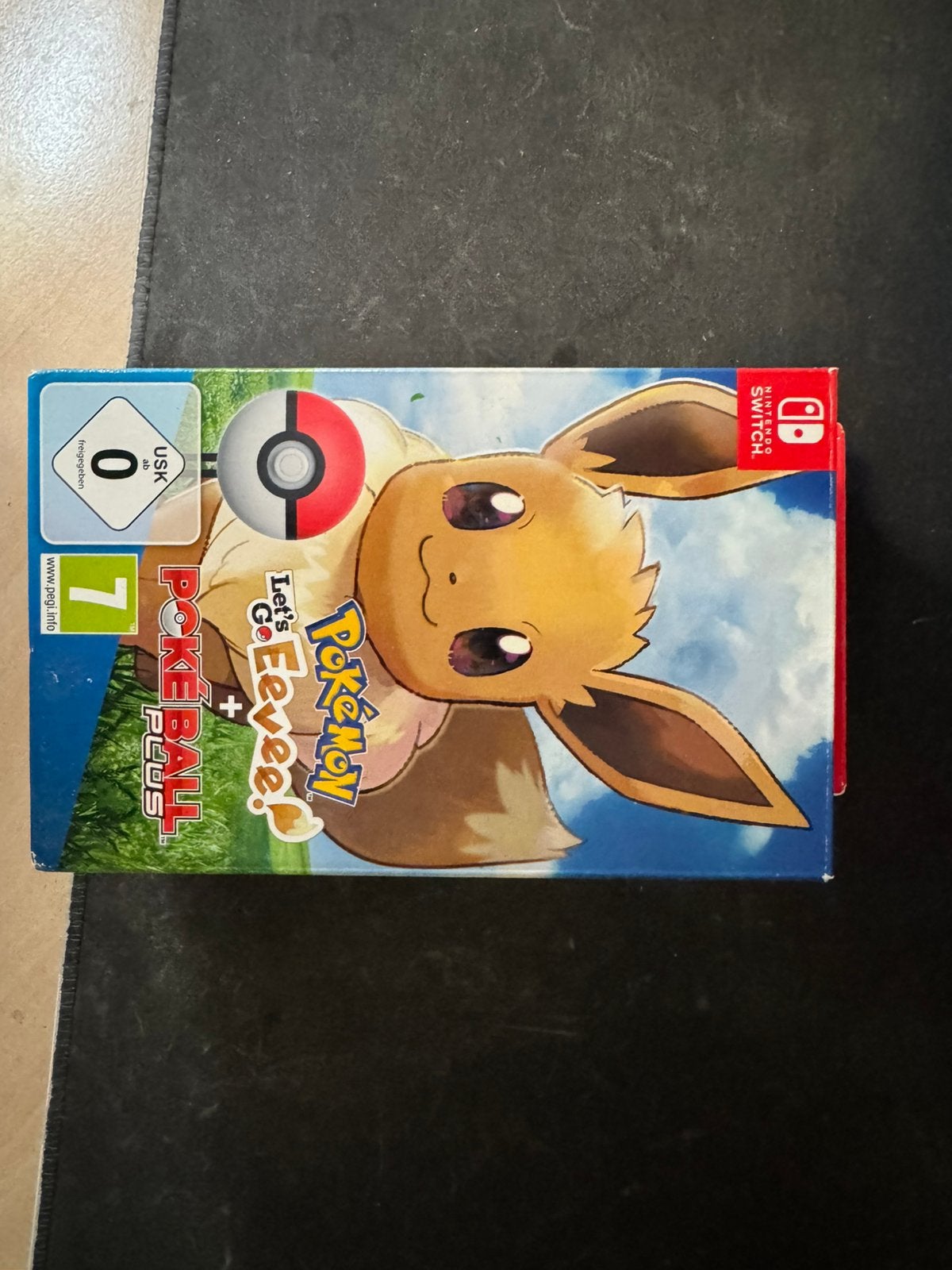 Pokemon lets go eevee pokeball sealed, Ophalen, Nieuw