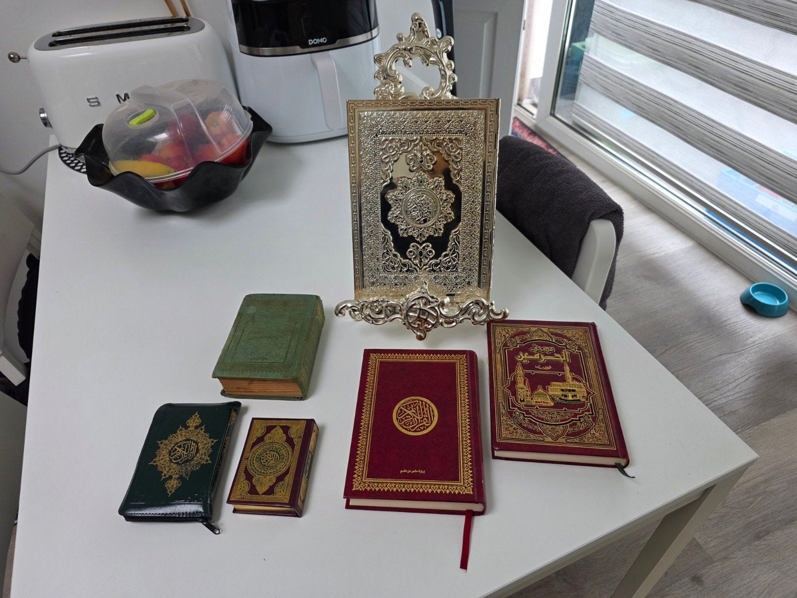 Gratis koran, Ophalen