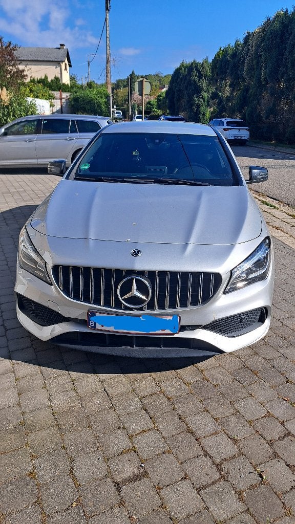 Mercedes CLA 180d Shooting Break - 2018 - 110.000 km - AMG, Autos, Achat, Euro 6, Noir, 5 portes