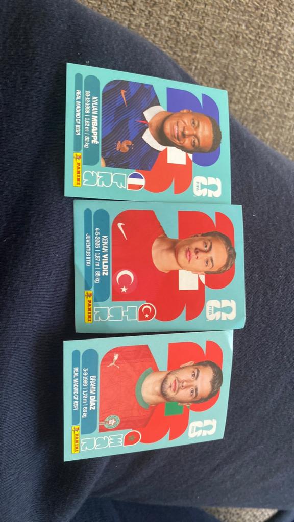3 GOEDE VOETBALKAARTEN, Verzamelen, Ophalen, Zo goed als nieuw