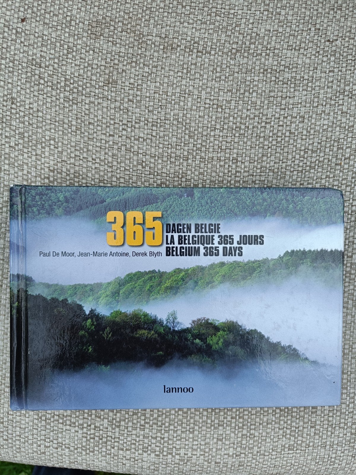 365 dagen Belgie, Boeken, Ophalen