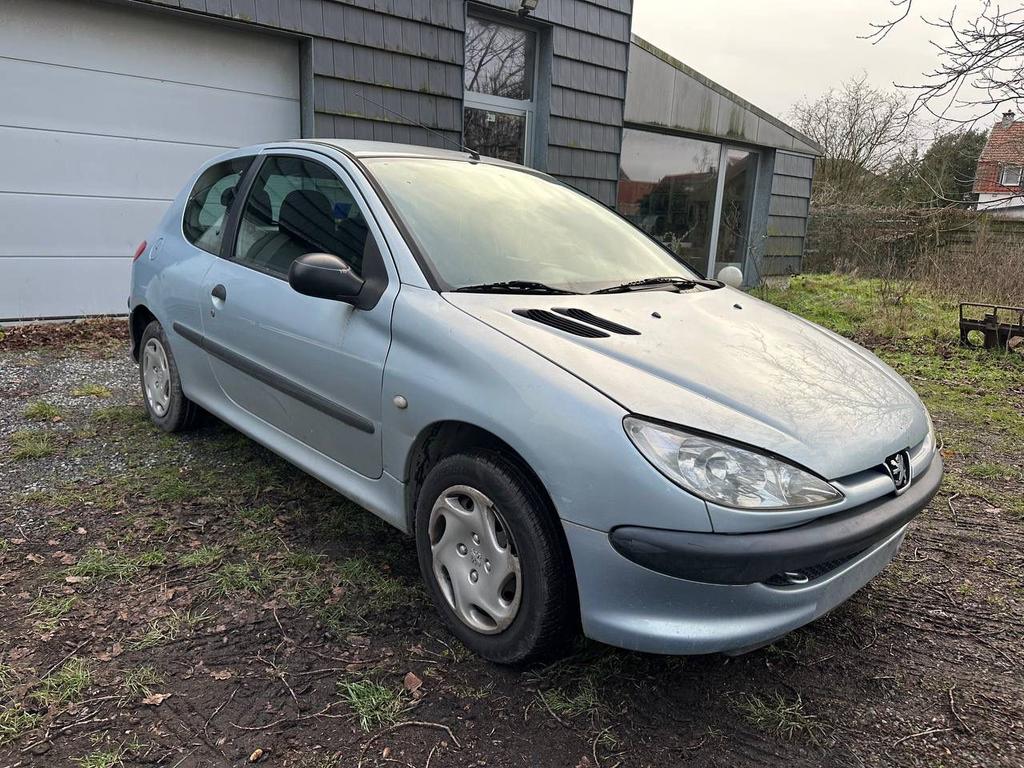 Peugeot 206 XR 1.1 handelaar/marchand/export, Auto's, Voorwielaandrijving, Zwart, Bedrijf, 44 kW
