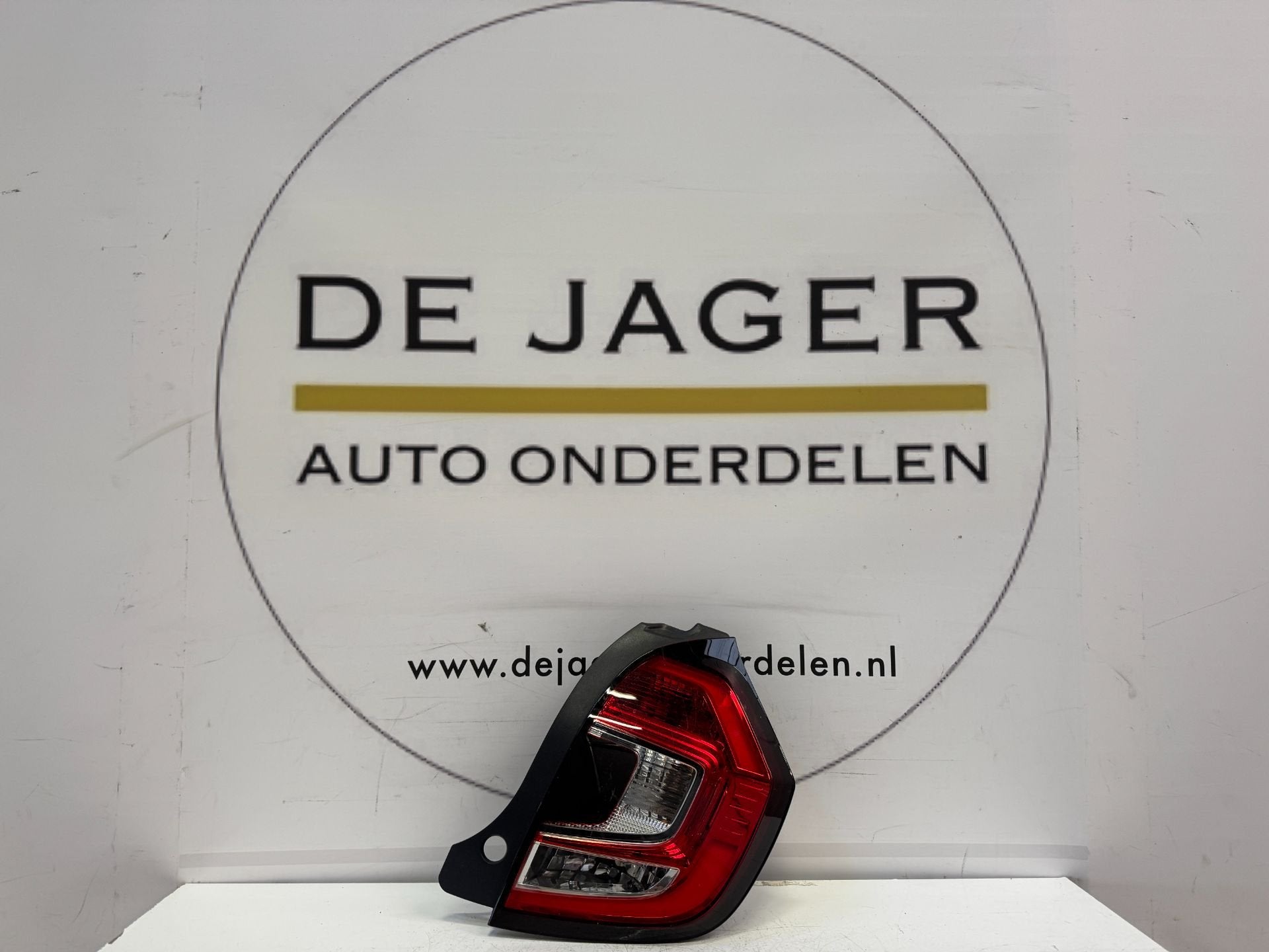 FEU ARRI RE DROIT RENAULT TWINGO 3 RESTYLING 26550312R, Renault Group, Contact.group@renault.com, Renault, Utilisé